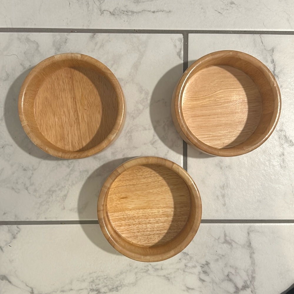 3 wooden bowls
